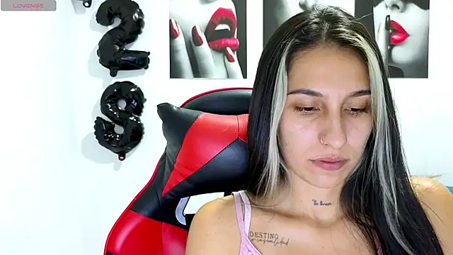 Snapshot of tammyandrade_ chatting on 09/26/25, 01:42 tammyandrade online show from 09/26/25, 01:42