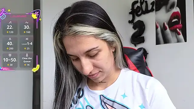 Snapshot of tammyandrade_ chatting on 12/02/25, 02:12 tammyandrade online show from 12/02/25, 02:12