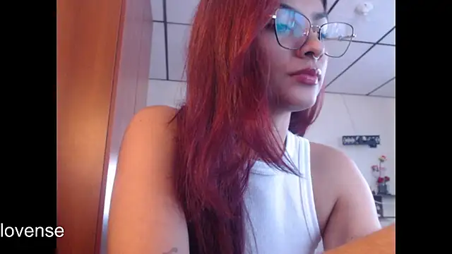 Snapshot of hanna_beili chatting on 06/12/26, 06:07 hanna beili online show from 06/12/26, 06:07