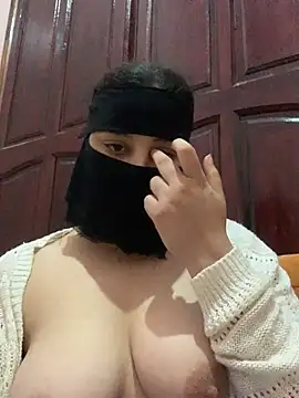 Miss-Soka online show from 12/10/24, 05:17