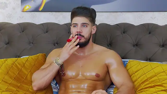 Snapshot of DustinKeent chatting on 02/20/25, 05:01 DustinKeent online show from 02/20/25, 05:01