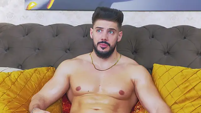 Snapshot of DustinKeent chatting on 02/25/26, 04:55 DustinKeent online show from 02/25/26, 04:55