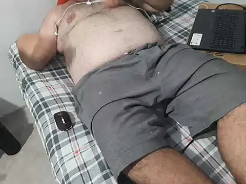 Snapshot of mfreitas005 chatting on 02/11/25, 10:50 mfreitas005 online show from 02/11/25, 10:50