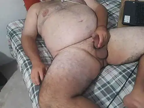 Snapshot of mfreitas005 chatting on 02/20/25, 03:56 mfreitas005 online show from 02/20/25, 03:56