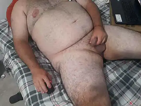 Snapshot of mfreitas005 chatting on 02/27/25, 02:32 mfreitas005 online show from 02/27/25, 02:32