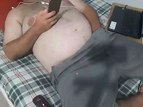 Snapshot of mfreitas005 chatting on 02/27/25, 11:26 mfreitas005 online show from 02/27/25, 11:26