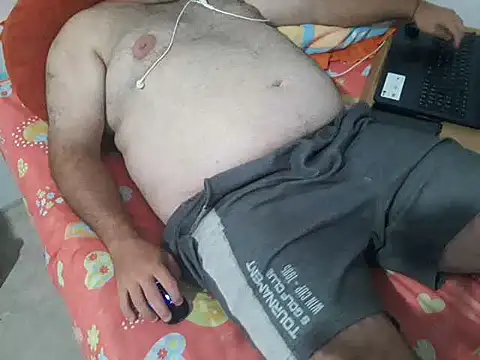 Snapshot of mfreitas005 chatting on 03/20/25, 02:19 mfreitas005 online show from 03/20/25, 02:19