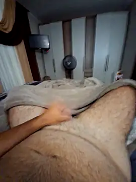 mfreitas005 online show from 03/18/26, 09:34