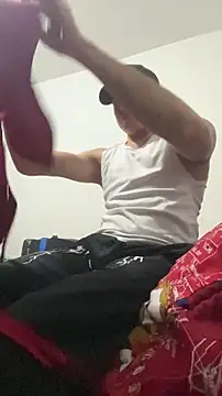 Snapshot of juanklkkp chatting on 11/28/25, 12:46 juanklkkp online show from 11/28/25, 12:46