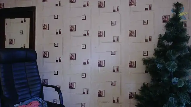 TasyaBigTTs online show from 12/20/24, 12:05