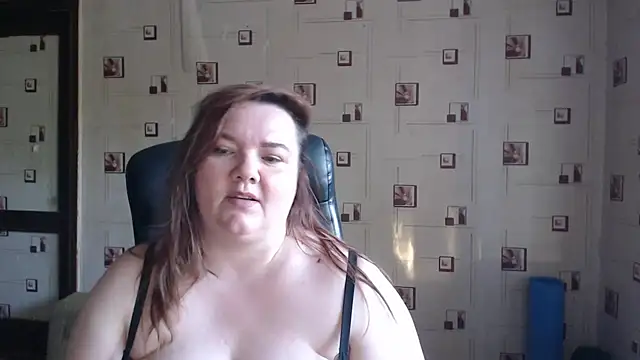 TasyaBigTTs online show from 05/25/26, 04:24