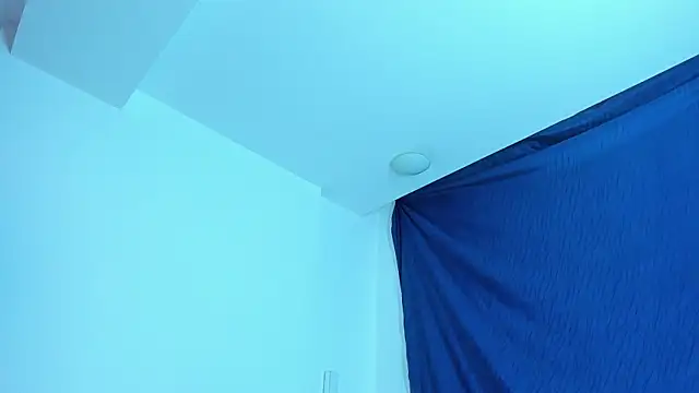 emiily15   online show from 01/15/25, 06:51