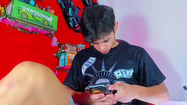 Snapshot of LilOwen_ chatting on 09/09/25, 06:07 LilOwen online show from 09/09/25, 06:07