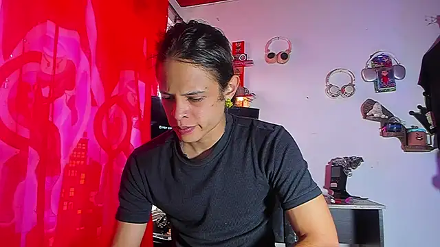 LilOwen  online show from 07/12/26, 05:48