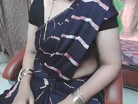 sunitha-3 online show from 11/18/25, 05:56