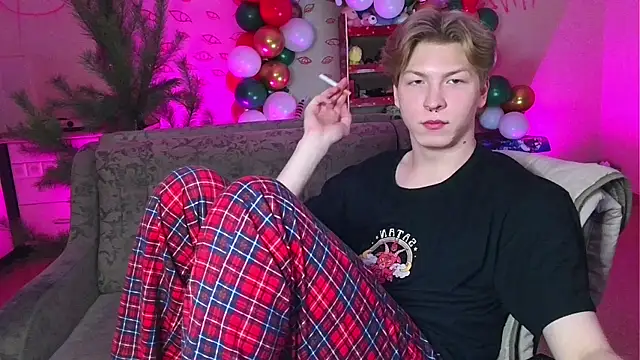 TheMikeSever online show from 12/28/24, 08:47