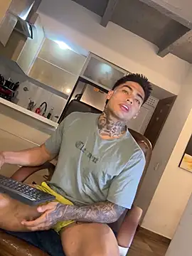 Dominiofit online show from 11/17/25, 01:22