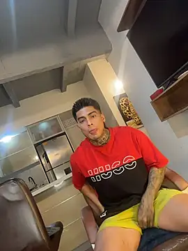 Dominiofit online show from 12/18/25, 01:44