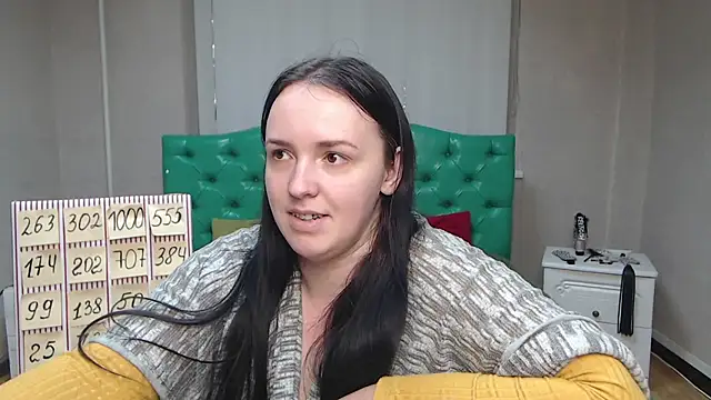 IsabelBlackberry online show from 01/23/25, 03:22