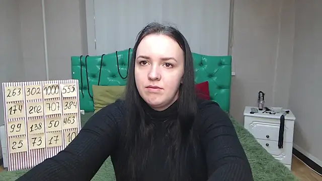 IsabelBlackberry online show from 02/01/25, 06:00