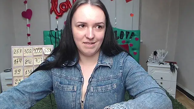 IsabelBlackberry online show from 03/16/25, 12:22