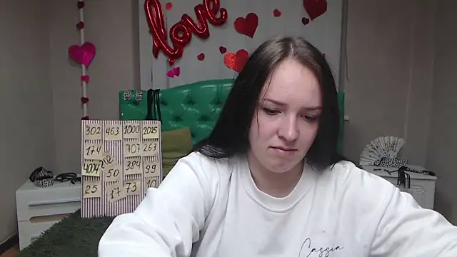 IsabelBlackberry online show from 10/07/25, 05:04