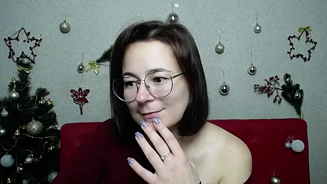 Snapshot of MarieSho chatting on 12/26/24, 12:14 MarieSho online show from 12/26/24, 12:14