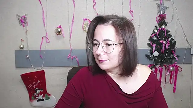 Snapshot of MarieSho chatting on 12/30/24, 07:15 MarieSho online show from 12/30/24, 07:15