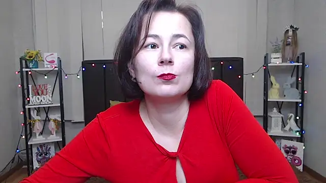 Snapshot of MarieSho chatting on 02/07/25, 01:22 MarieSho online show from 02/07/25, 01:22