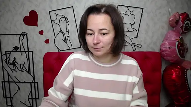 Snapshot of MarieSho chatting on 02/17/25, 07:04 MarieSho online show from 02/17/25, 07:04