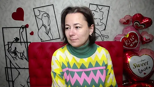 Snapshot of MarieSho chatting on 02/24/25, 07:11 MarieSho online show from 02/24/25, 07:11