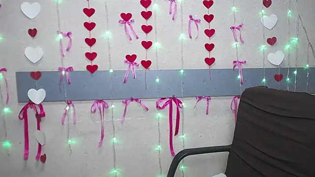 Snapshot of MarieSho chatting on 02/25/25, 10:15 MarieSho online show from 02/25/25, 10:15