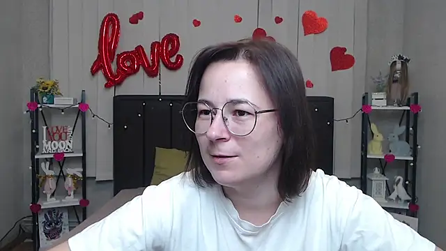 Snapshot of MarieSho chatting on 03/14/25, 06:07 MarieSho online show from 03/14/25, 06:07