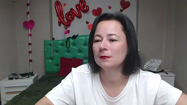 Snapshot of MarieSho chatting on 09/09/25, 05:29 MarieSho online show from 09/09/25, 05:29