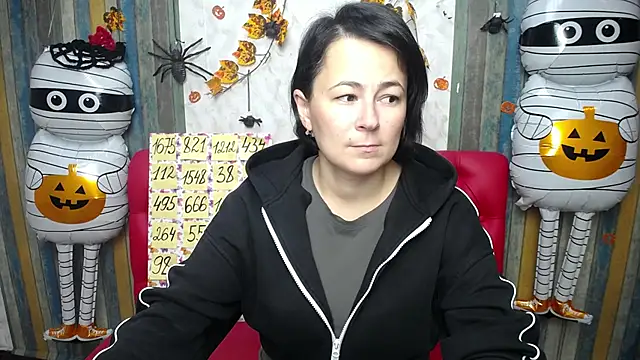 Snapshot of MarieSho chatting on 11/04/25, 05:56 MarieSho online show from 11/04/25, 05:56