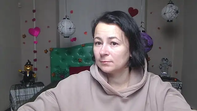 Snapshot of MarieSho chatting on 11/10/25, 07:07 MarieSho online show from 11/10/25, 07:07