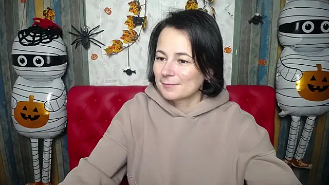 Snapshot of MarieSho chatting on 11/13/25, 06:07 MarieSho online show from 11/13/25, 06:07