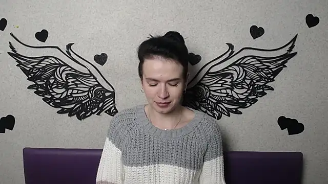 Snapshot of JasmineKouch chatting on 11/20/25, 06:29 JasmineKouch online show from 11/20/25, 06:29