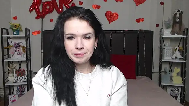 JasmineKouch online show from 02/01/26, 06:23