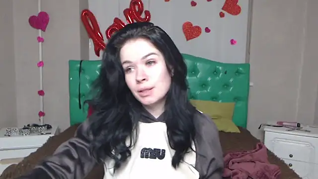 JasmineKouch online show from 02/13/26, 06:15