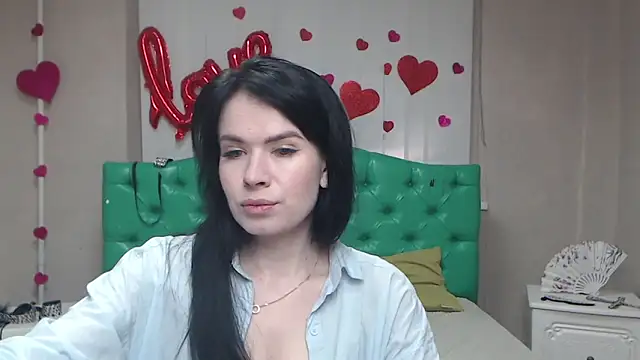 JasmineKouch online show from 05/02/26, 05:56