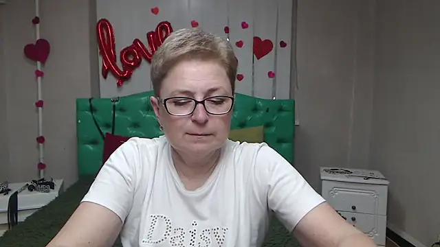 EmiliaGree online show from 05/22/26, 05:07