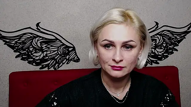 OliviaHorst online show from 12/04/24, 03:43