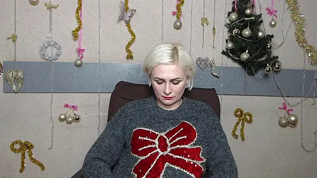 OliviaHorst online show from 12/14/25, 06:23