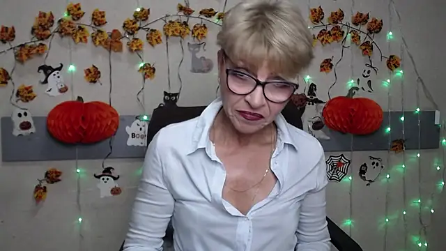 EllaBonito online show from 11/02/25, 06:27