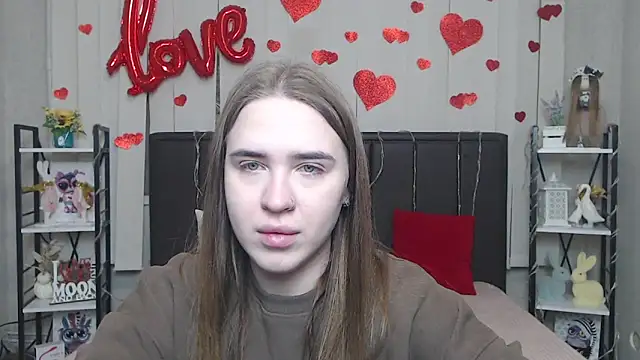 LauraHlot online show from 01/16/26, 06:12