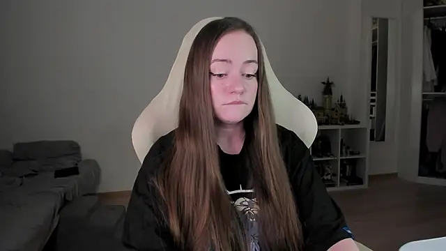 WalkingGirl online show from 04/08/26, 06:08