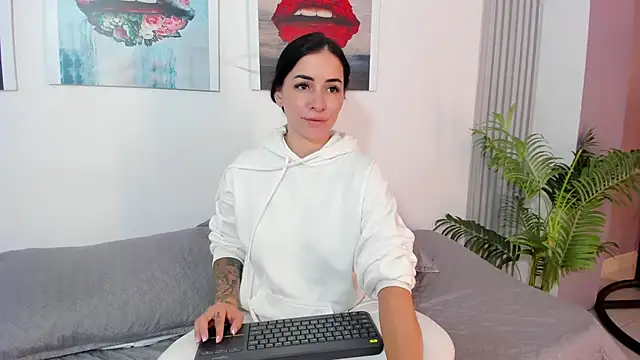 Snapshot of Sofia__rivera chatting on 01/27/25, 08:07 Sofia rivera online show from 01/27/25, 08:07