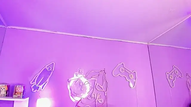 Camiila Osorio online show from 02/04/26, 07:31