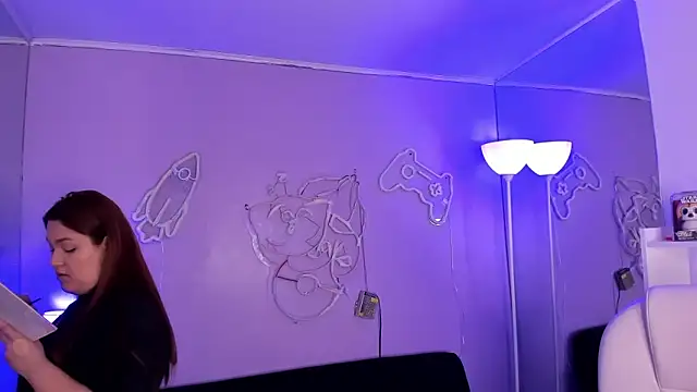 Camiila Osorio online show from 02/12/26, 07:42